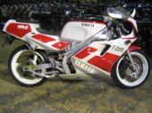 1990 Yamaha TZR 250 photo